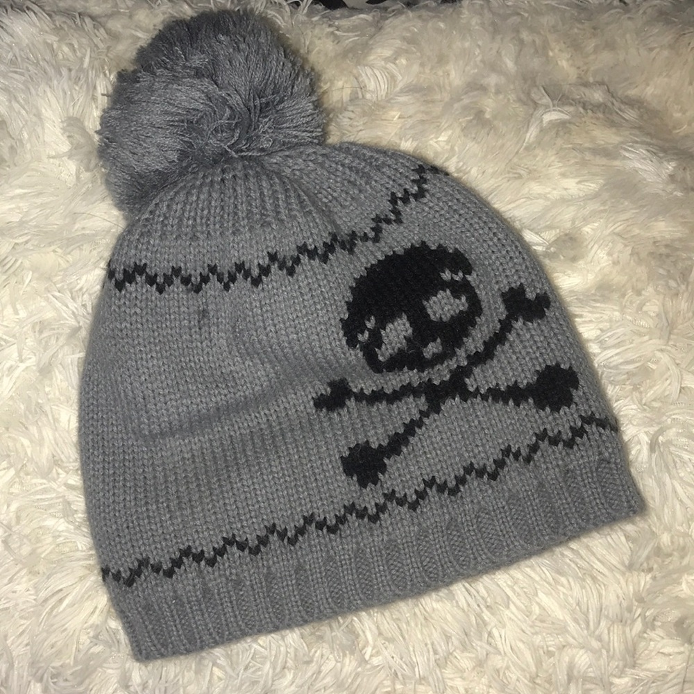 Grey Skull Beanie